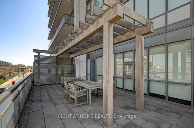 Additional image 33 of 85 Duke St Unit 1212