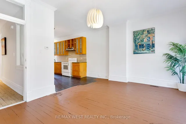 Additional image 27 of 17 Melbourne Ave