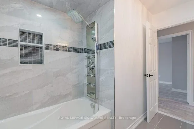 Additional image 18 of 48 Lawndale Cres