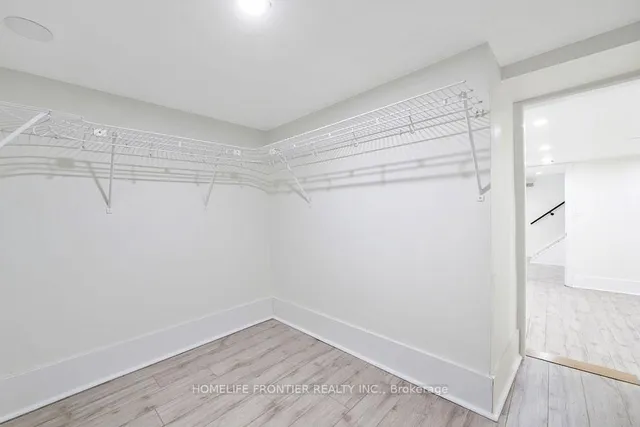 Additional image 32 of 46 Cowan Ave