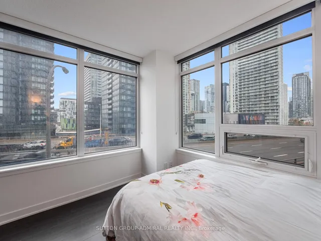 Additional image 17 of 19 Bathurst St Unit 706