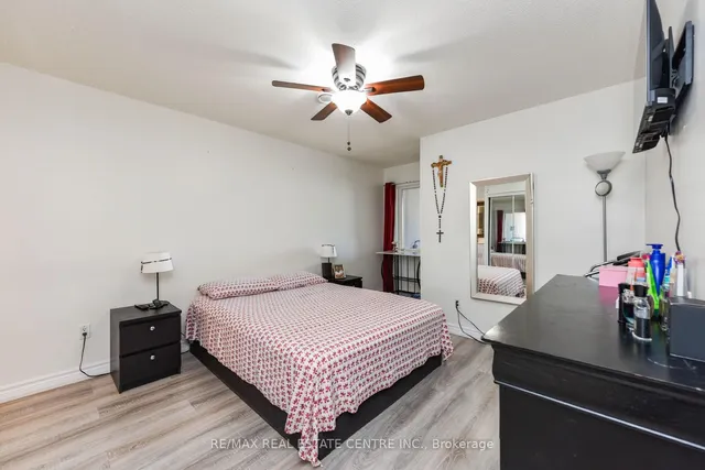 Additional image 11 of 7405 Goreway Dr Unit 520