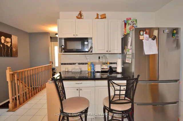 Additional image 21 of 35 Geneva Cres