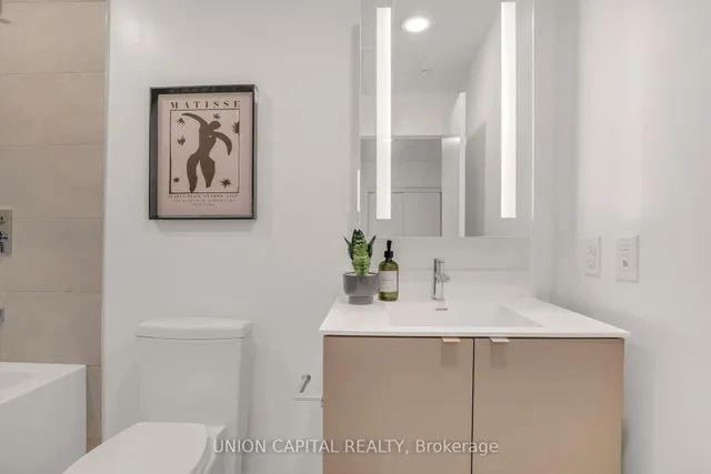 Additional image 3 of 500 Dupont St Unit 419