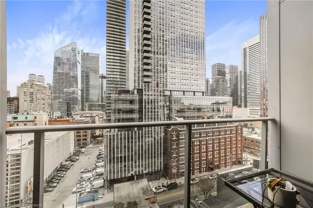 Additional image 20 of 21 Nelson St Unit LPH30