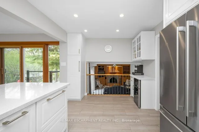 Additional image 16 of 1282 Lakeview Dr