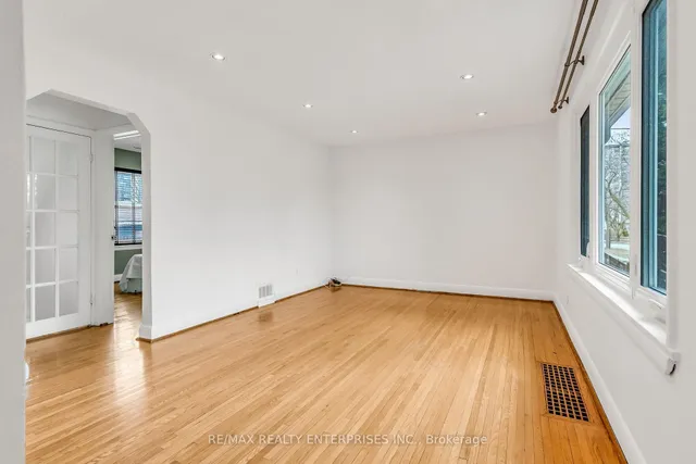 Additional image 10 of 20 Ashdean Dr