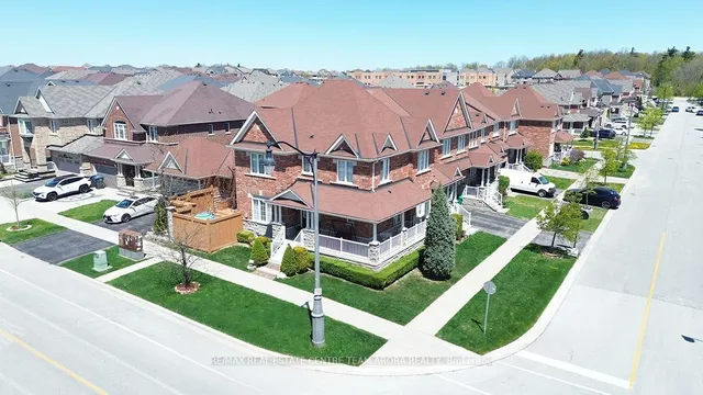 Additional image 47 of 61 Sky Harbour Dr