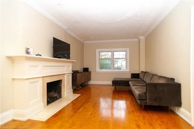 Additional image 14 of 136 Humbercrest Blvd