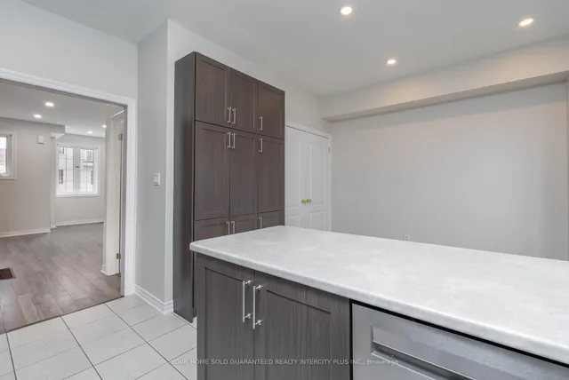 Additional image 7 of 7 Rabbit Run Way