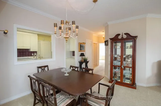 Additional image 19 of 91 Silverbirch Blvd