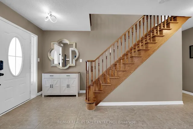 Additional image 19 of 3266 MCCURDY Crt