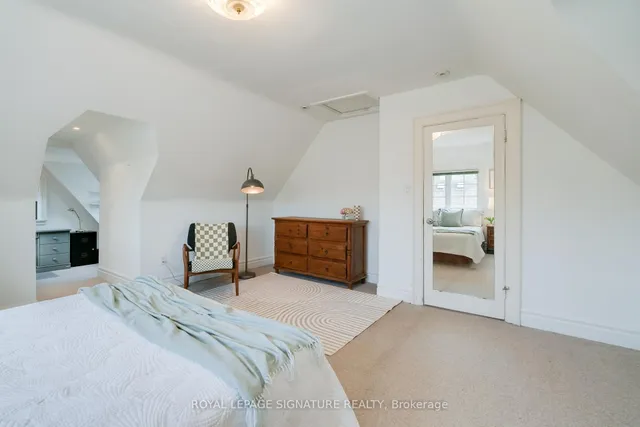 Additional image 22 of 18 Weybourne Cres