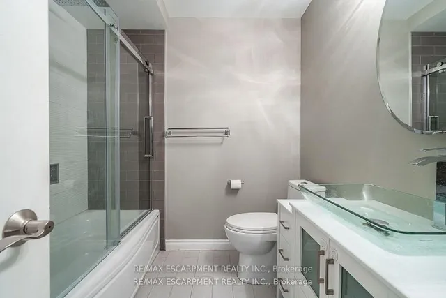 Additional image 21 of 2075 WALKERS Line Unit 246