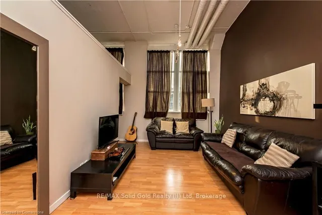 Additional image 5 of 410 King St Unit 124