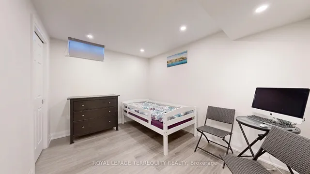 Additional image 22 of 68 Phalen Cres