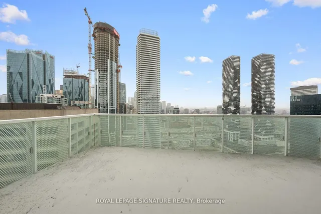 Additional image 31 of 15 Queens Quay Unit 3305