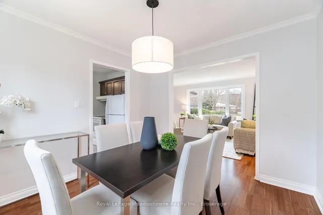 Additional image 16 of 204 Bousfield Cres