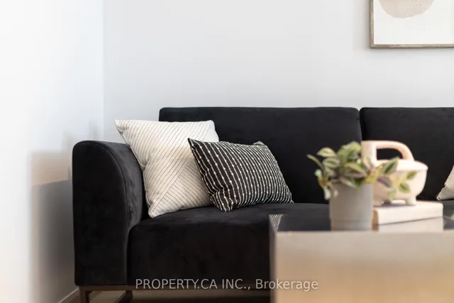 Additional image 28 of 660 Pape Ave Unit 209