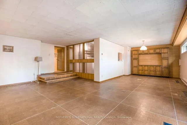 Additional image 19 of 305 Bessborough Dr