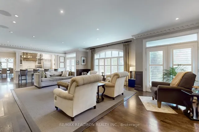 Additional image 5 of 4 Zaharias Crt