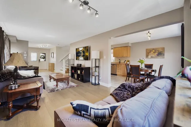 Additional image 10 of 23 Giovanna Dr