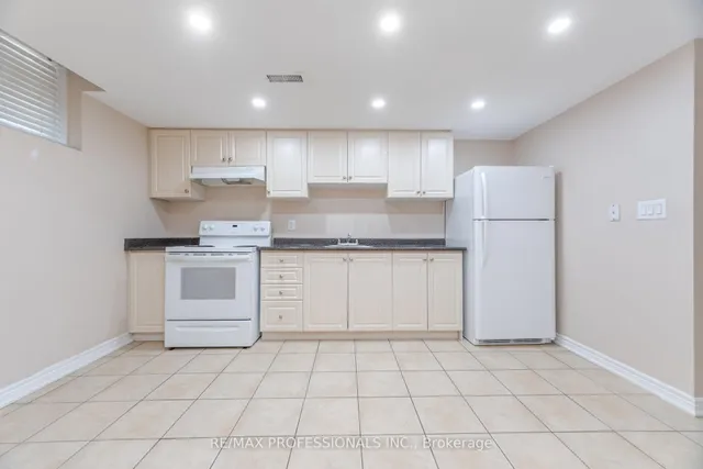 Additional image 31 of 11 Asterwind Cres