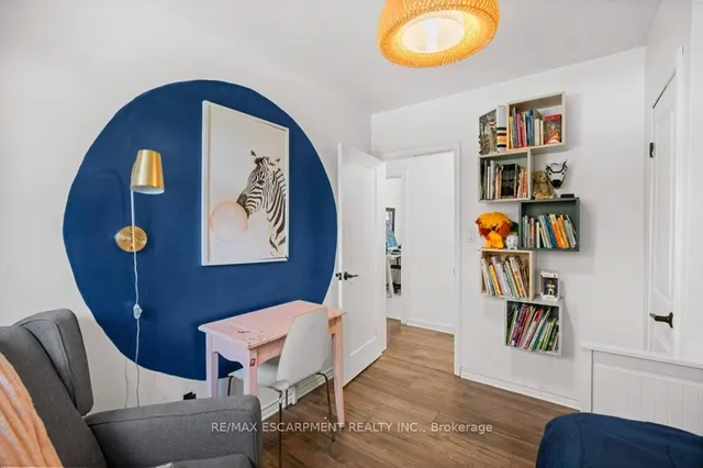 Additional image 19 of 630 Westview Ave