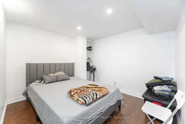 Additional image 43 of 47 Burgby Ave