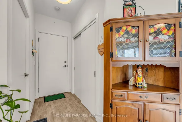 Additional image 6 of 2087 Fairview St Unit 1407