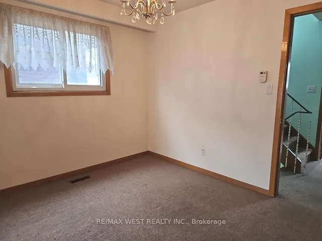 Additional image 7 of 385 Kipling Ave