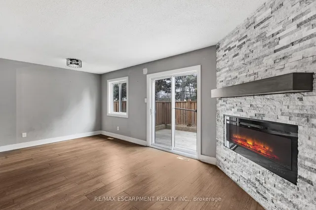 Additional image 10 of 2200 Glenwood School Dr Unit 42