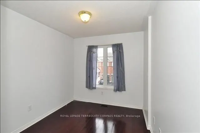 Additional image 12 of 8 Edhouse Ave