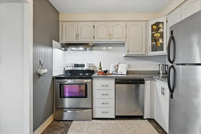 Additional image 9 of 361 East 23rd St