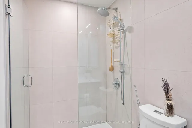 Additional image 22 of 2720 Dundas St Unit 606