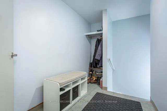 Additional image 29 of 2216 Upper Middle Rd Unit 3