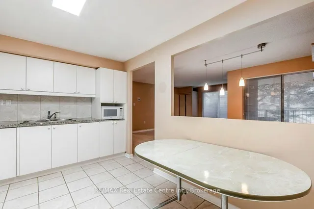 Additional image 20 of 165 Bold St Unit 204