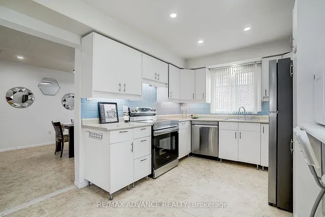 Additional image 18 of 86 Placentia Blvd