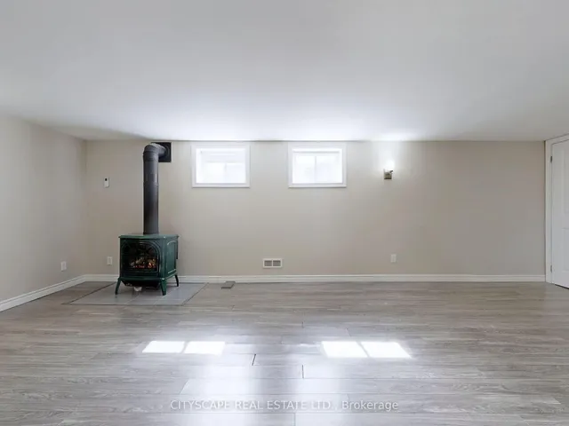 Additional image 24 of 377 Martin St