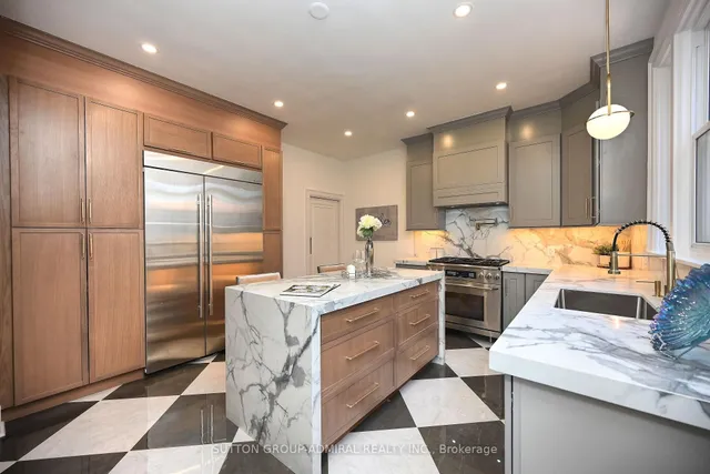 Additional image 13 of 987 Royal York Rd