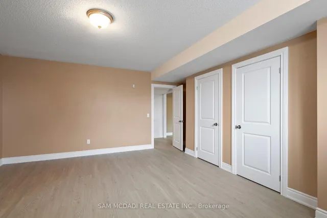 Additional image 32 of 15 Eaglesprings Cres