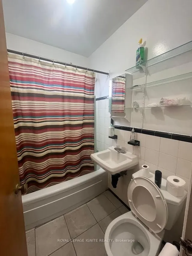 Additional image 16 of 852 Runnymede Rd