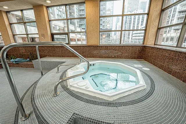 Additional image 23 of 736 Bay St Unit 1810