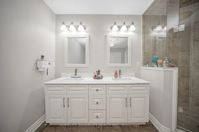 Additional image 29 of 3192 Sorrento Cres