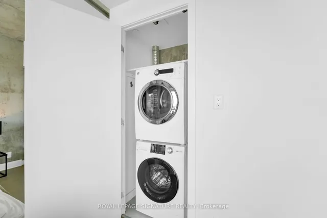 Additional image 18 of 11 Charlotte St Unit 2605