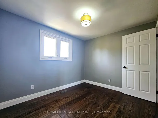 Additional image 46 of 43 Bradstone Sq