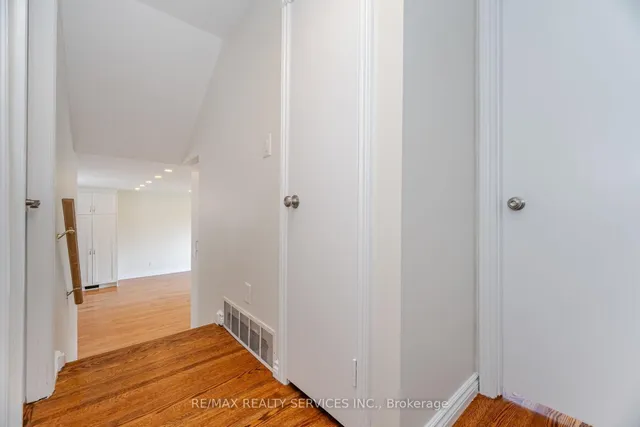 Additional image 27 of 2 Ferndale Cres