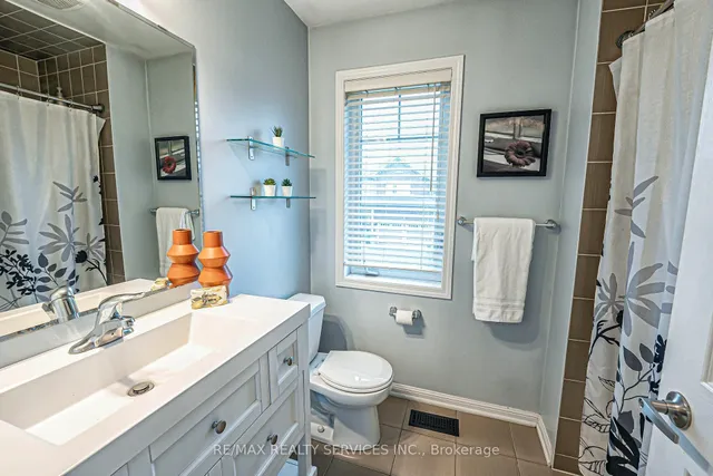 Additional image 40 of 38 Arkwright Dr