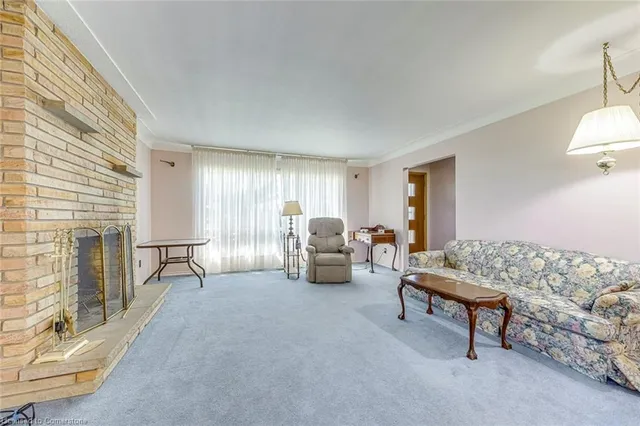 Additional image 14 of 1515 Burloak Dr