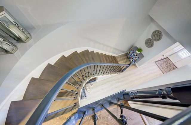 Additional image 33 of 2151 Walkers Line Unit 14